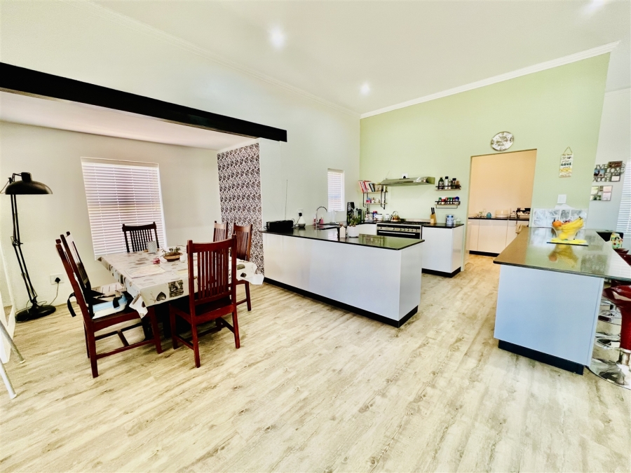 4 Bedroom Property for Sale in Mount Royal Golf Estate Western Cape